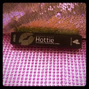 Younique's Hottie Lip Plumper